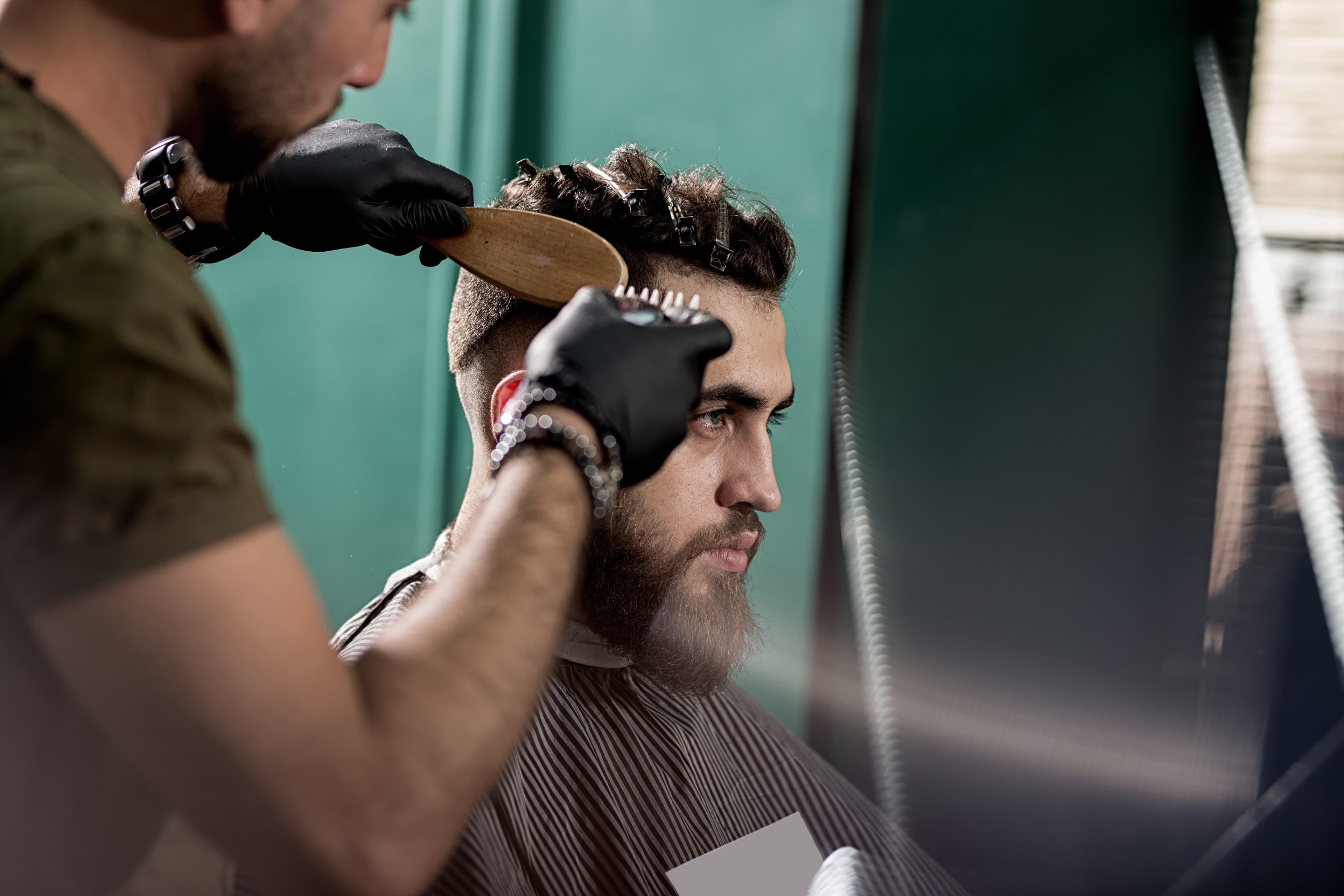 Barber student studying for Florida exam